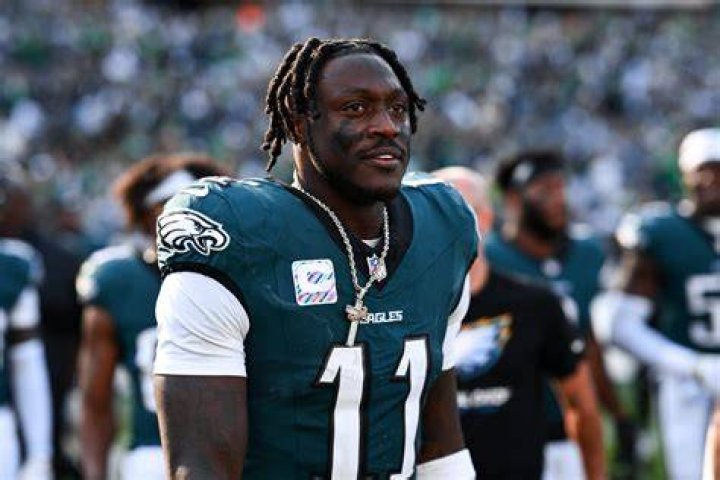 IN PHOTOS Eagles star A.J. Brown jets off to Italy for 26th birthday