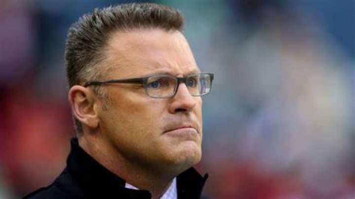 Inside Howie Long's Family With Wife Diane Addonizio and their 3 Sons