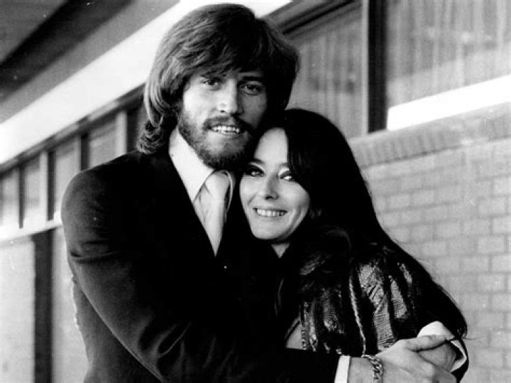Is Barry Gibb Still Married To Linda Gray? Celebrity ·