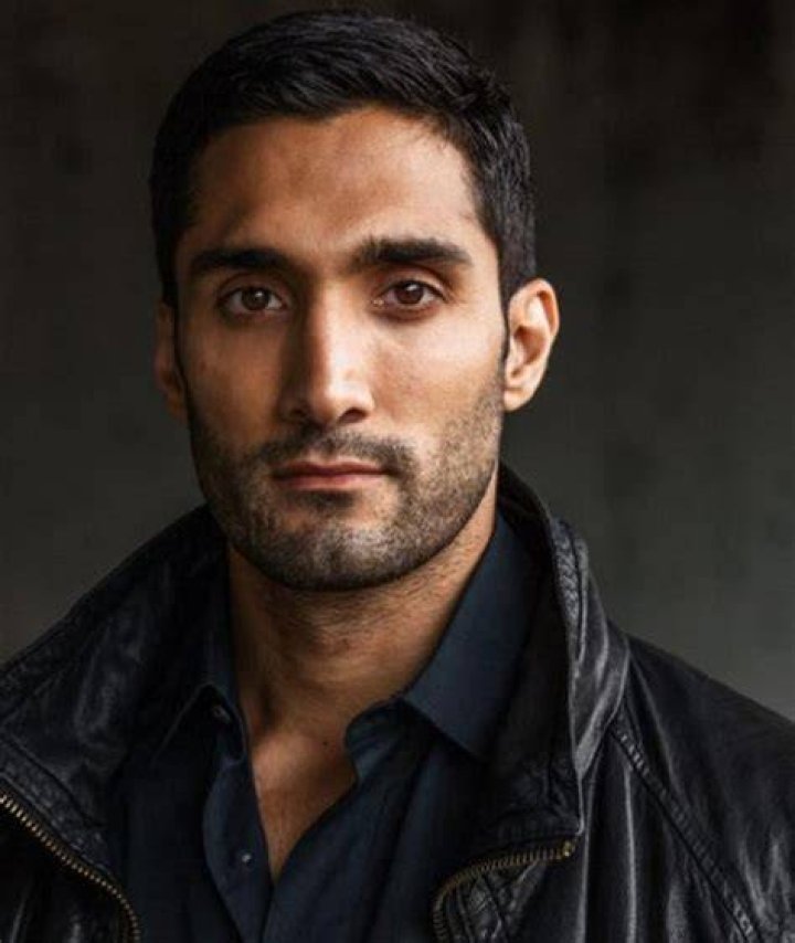 Is Dominic Rains Married to Wife? Is he dating a girlfriend?