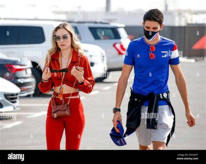 Is He Married To Girlfriend Elena Berri ·