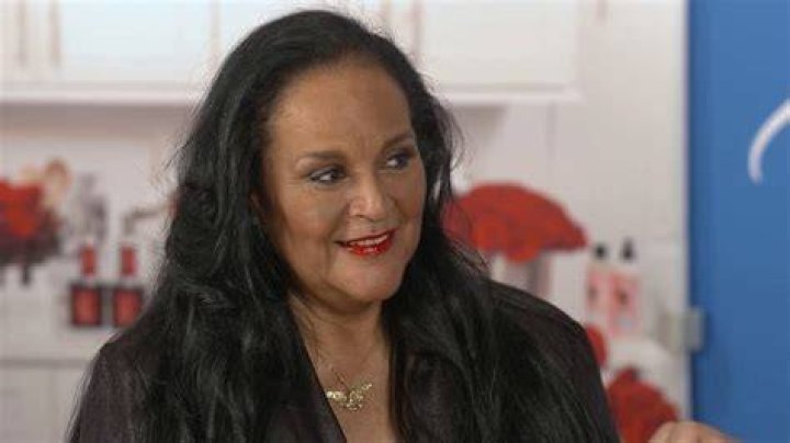 Jayne Kennedy Net Worth 2023, Salary, Age, Height, Bio, Family