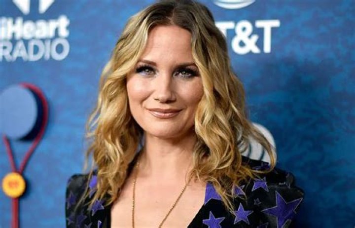 Jennifer Nettles Net Worth