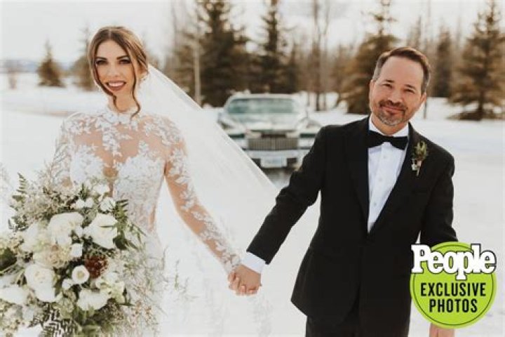Jenny Tolman & her husband&Atilde;&sbquo;&Acirc;&nbsp;Dave Brainard celebrating six years of togetherness