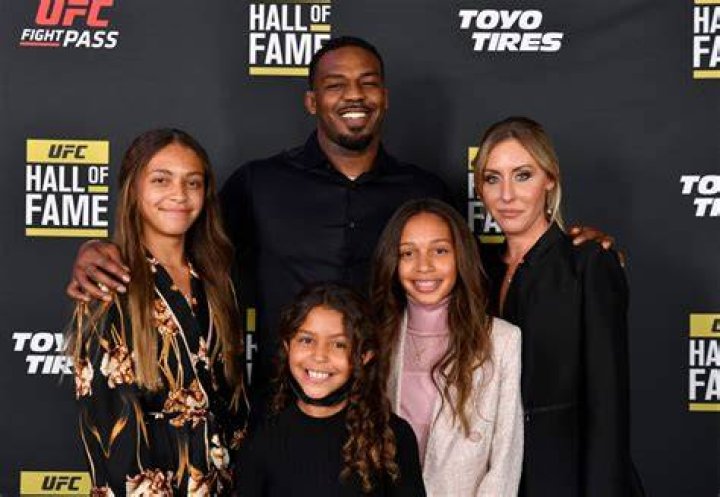 Jon Jones Wife Jessie Moses All We Know About the Couple