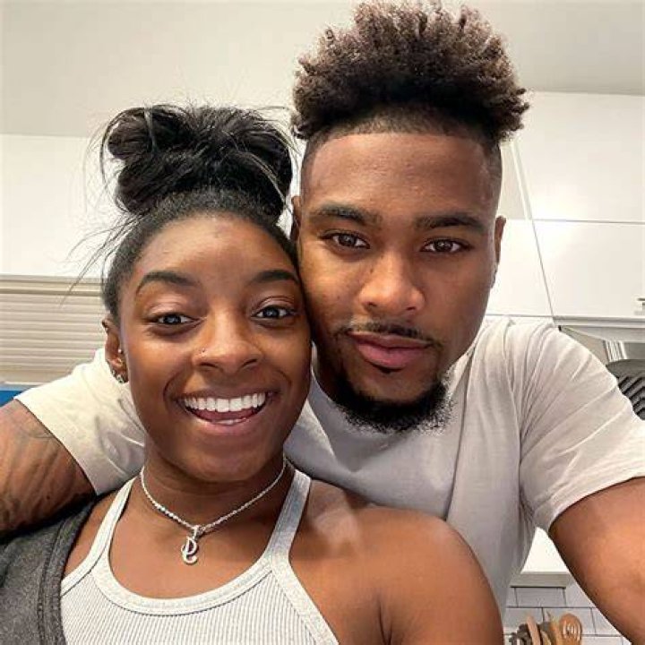 Jonathan Owens 5 Things To Know About Simone Biles&rsquo; Husband