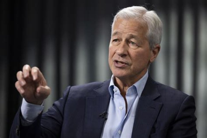 JP chief Jamie Dimon bestpaid bank boss for fifth year