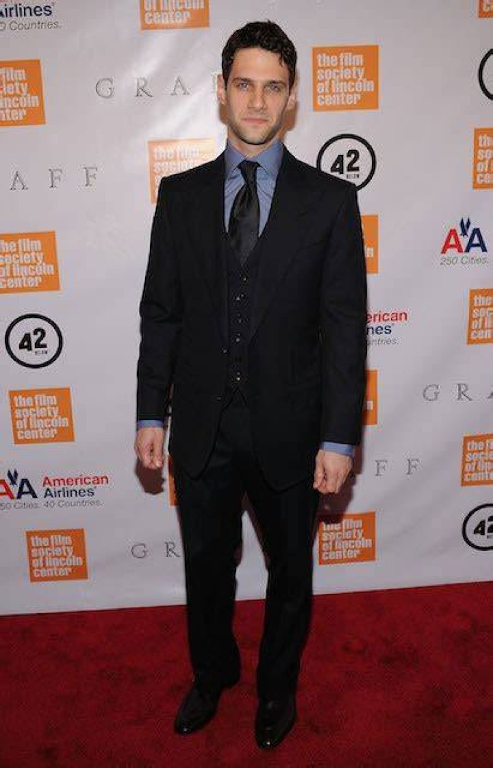 Justin Bartha Weight, Height and Age CharmCelebrity