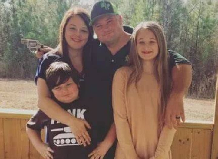 Justin Chiasson is Married to Wife: Amy Chiasson. Kids.