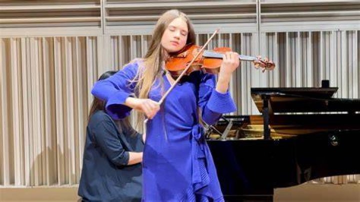Karolina Protsenko Bio