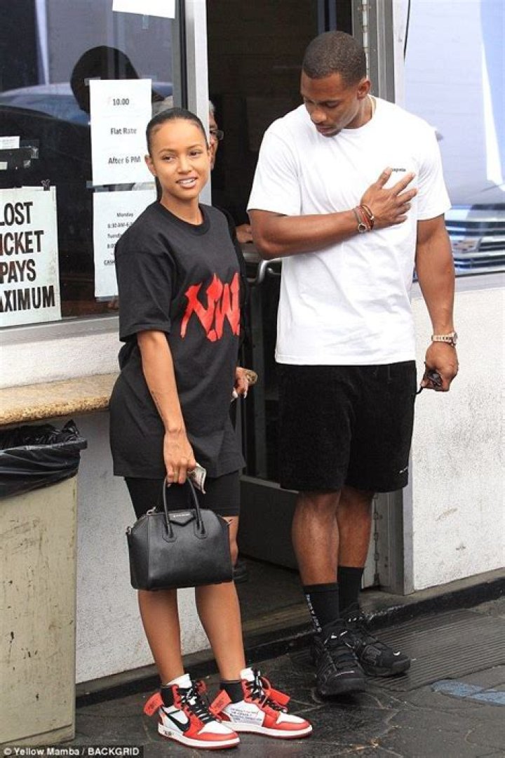 Karrueche Tran Rubbing Her New Boyfriend In Chris Brown Face