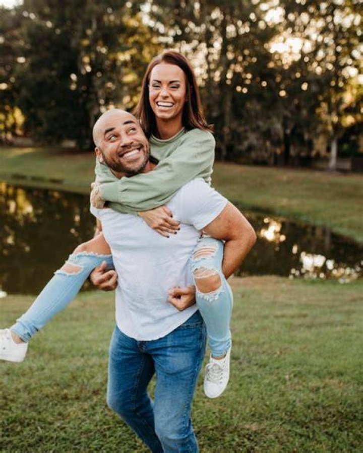Kelsey Pumel Age Wiki, Net worth, Bio, Height, Husband
