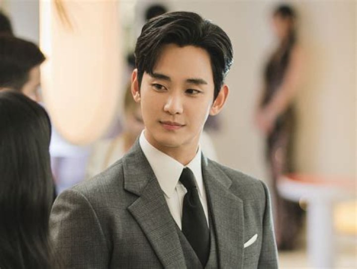 Kim Soohyun » Dramabeans