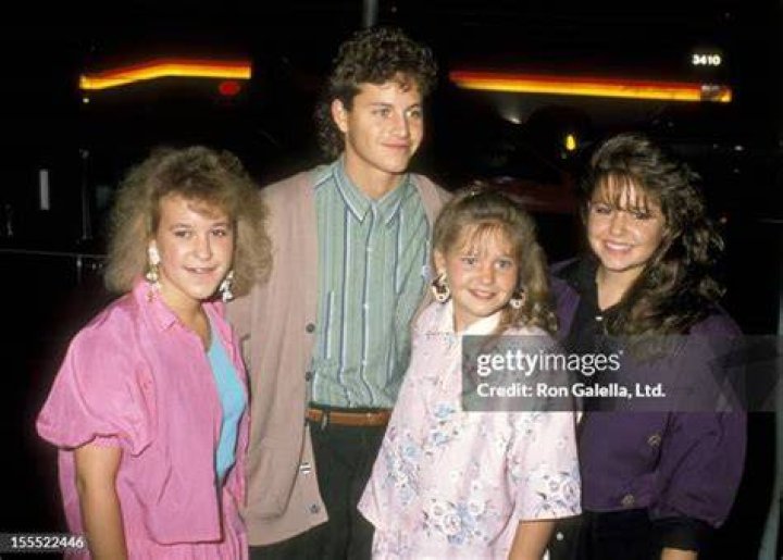 Kirk Cameron and his sisters in 1984 Young celebrities, Kirk cameron