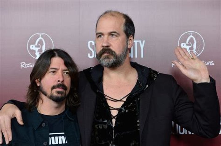 Krist Novoselic Height, Weight, Age, Spouse, Family, Facts, Biography