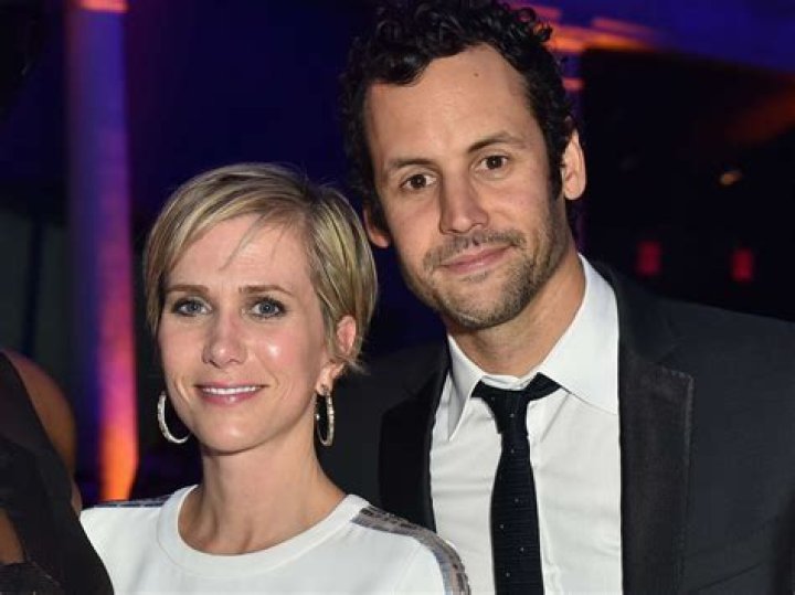Kristen Wiig, fianc&eacute; Avi Rothman step out with their twins