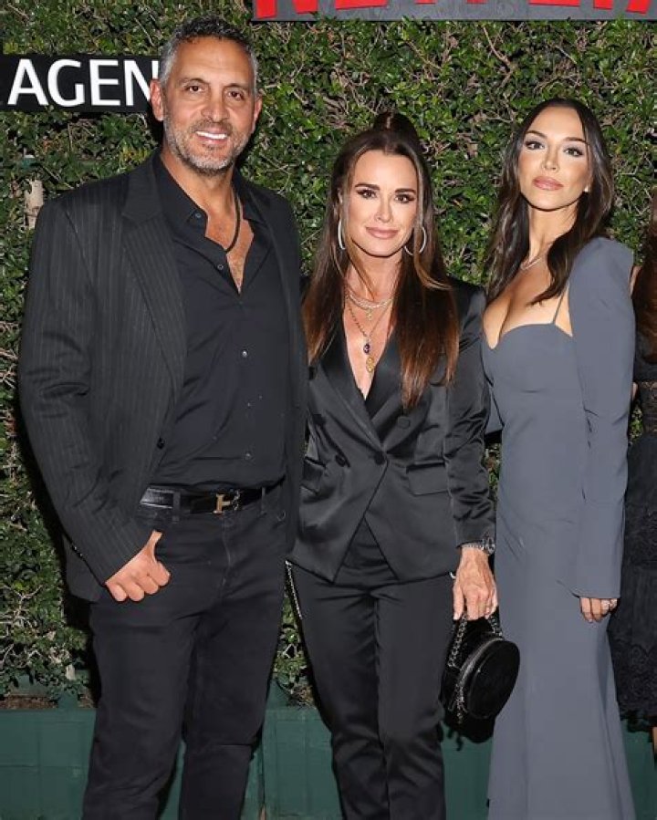Kyle Richards Sparks Rumors With Country Singer After Shocking Split