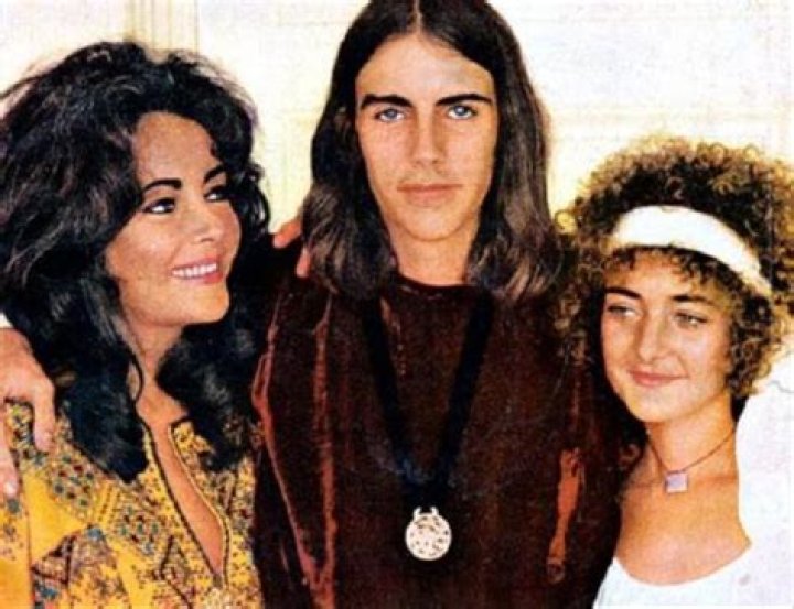 Laela Wilding Resilience (Elizabeth Taylor AIDS Foundation) YouTube