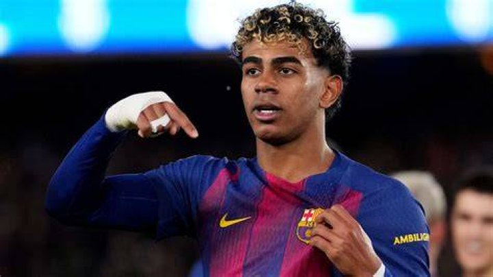 Lamine Yamal&rsquo;s agent makes huge Barcelona contract demand after Euro