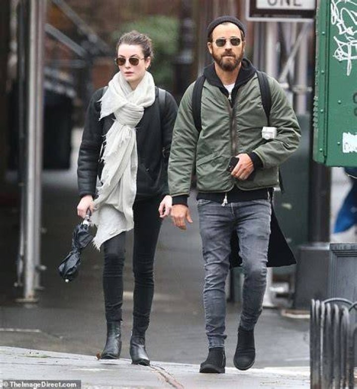Lauren Norvelle and Justin Theroux Dating Rumors Explained