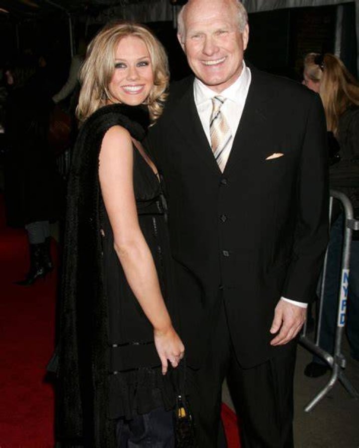 Learn Everything About Tammy Bradshaw Hollywood Life
