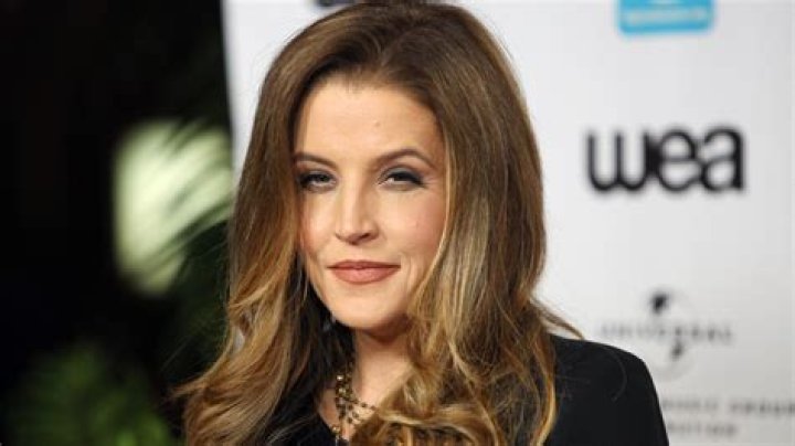 Lisa Marie Presley was engaged 5 times and married 4 times. Here is