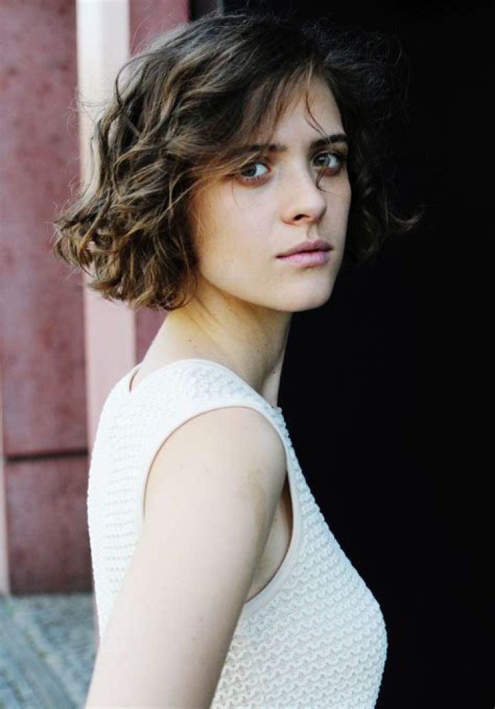 Liv Lisa Fries Infos und Filme