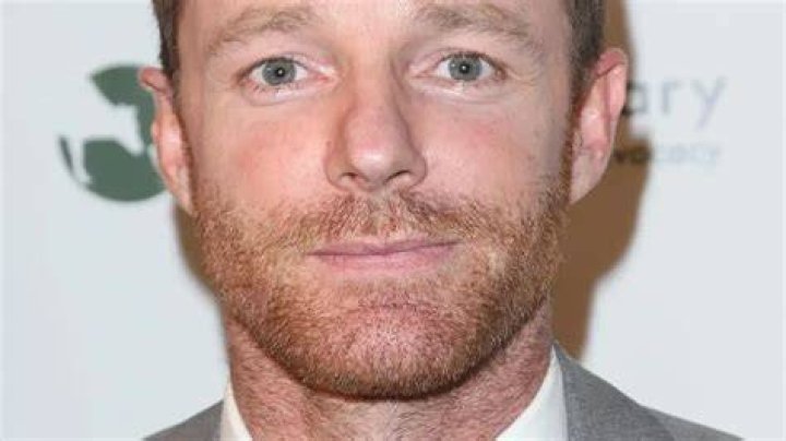 Mackenzie Astin - Bio, Age, net worth, height, Wiki, Facts and Family