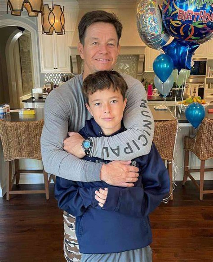 Mark Wahlberg As A Kid / 21 Photos Of Mark Wahlberg And His Kids That
