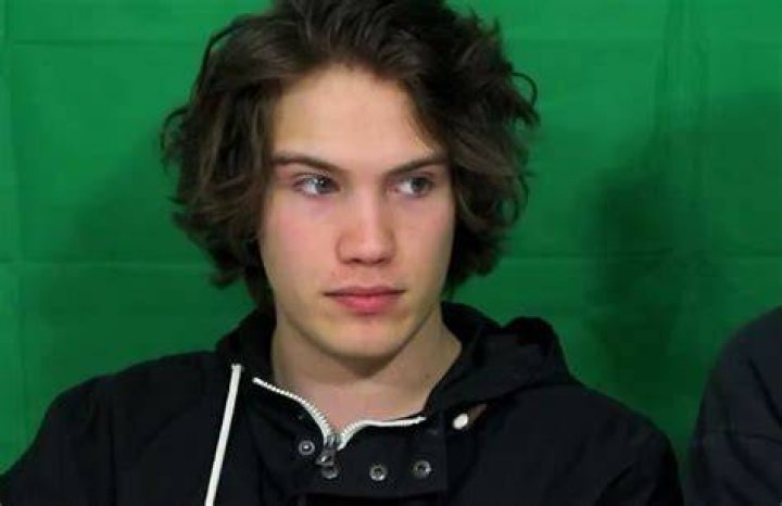 Maxmoefoe Net Worth, Salary, Age, Height, Weight, Bio, Family, Career