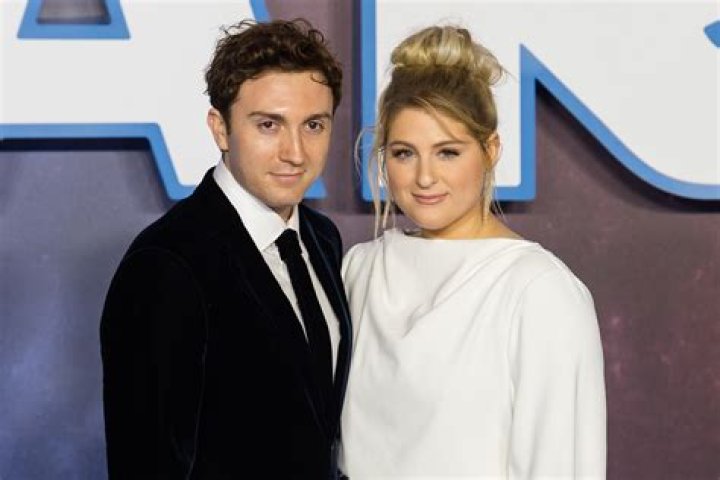 Meghan Trainor and Daryl Sabara Have Two Toilets in Their Bathroom