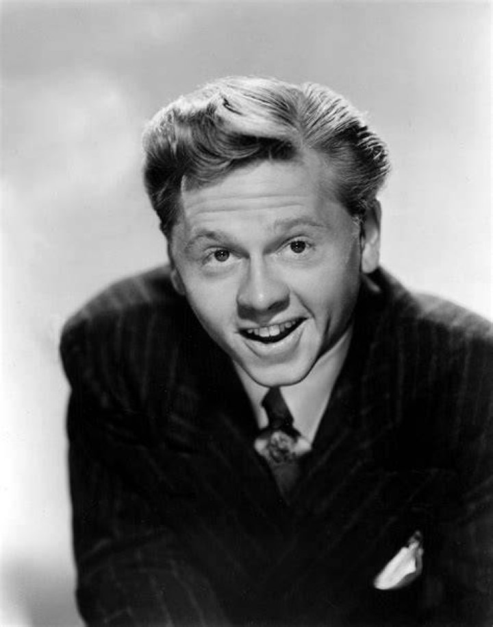 Mickey Rooney How Tall