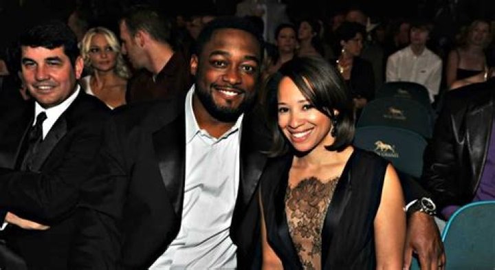 Mike Tomlin is Married to Wife: Kiya Winston. Kids.