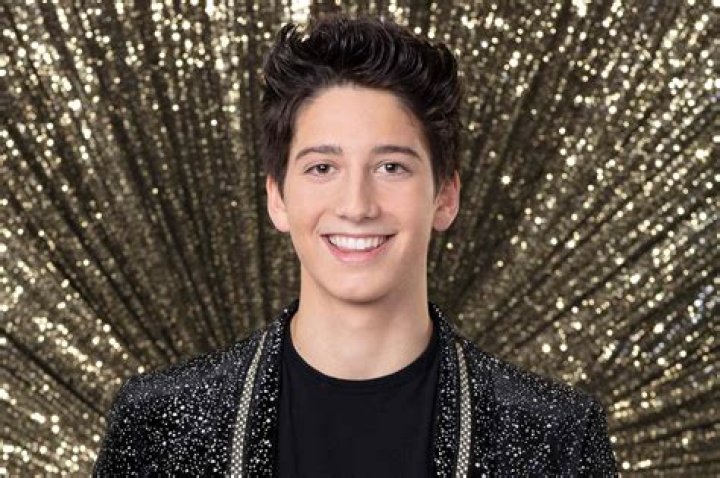 Milo Manheim Dancing With the Stars Season 27 Pictures POPSUGAR