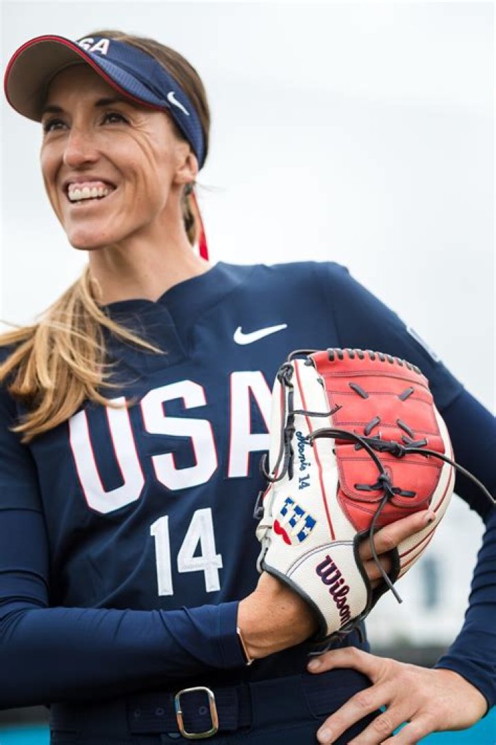 Monica Abbott Bio, Engaged, Boyfriend, Family, Height