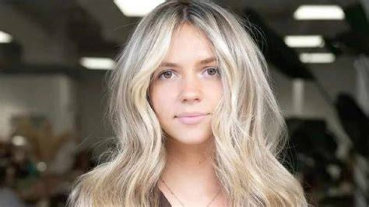 Naked Truth About Ximena Saenz Age, Boyfriend, Net Worth, Bio
