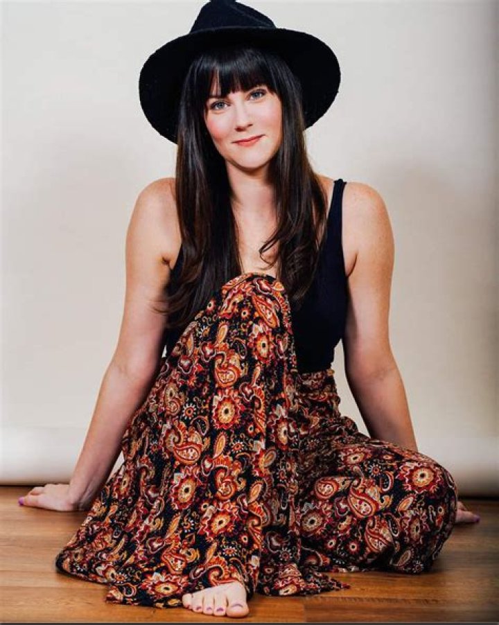 Naked Truth Of Katie Featherston Net Worth, Husband, Wiki