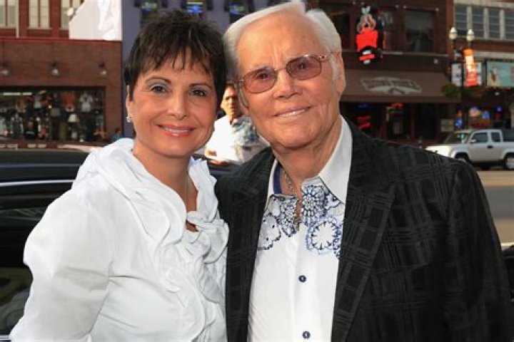 + Nancy Jones Country's Greatest Love Stories