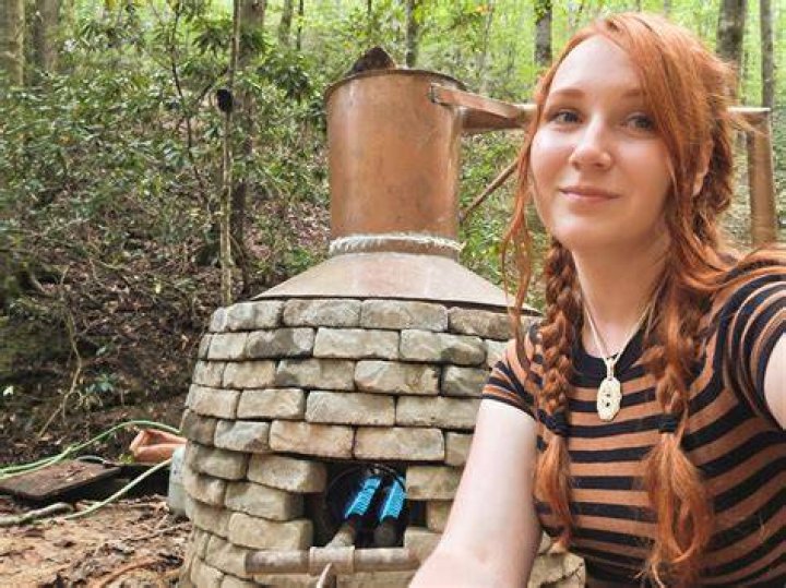 New... Amanda Bryant Moonshiners & Master Distiller