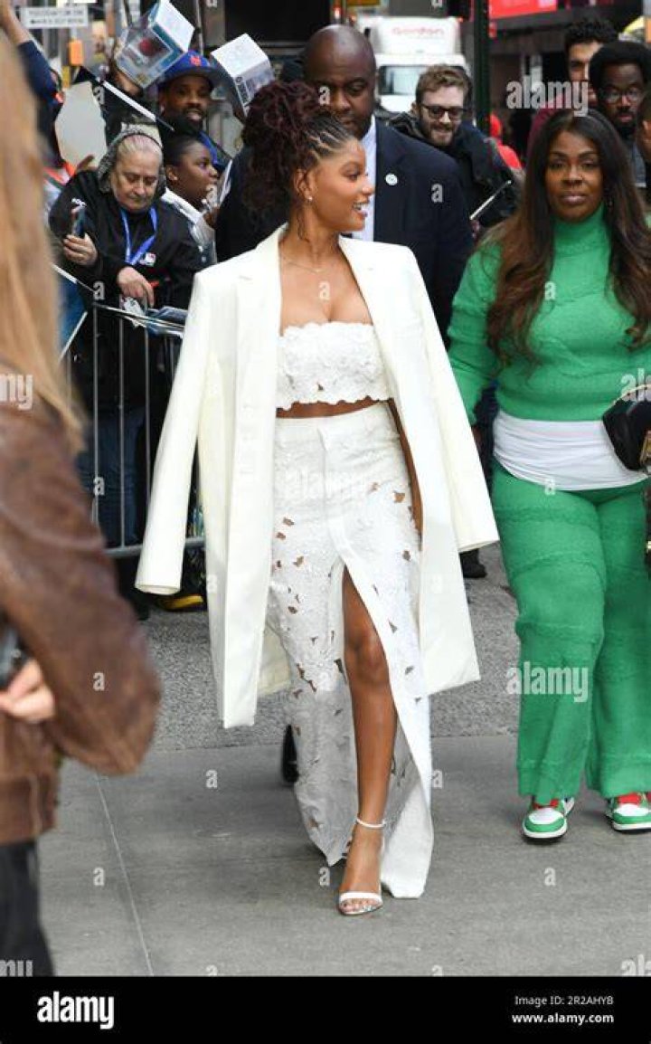 New York, USA. 18th May, 2022. Peyton Alex Smith and Geffri Maya attend