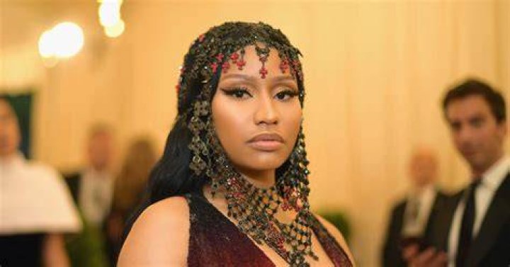 Nicki Minaj &lsquo;Confirms&rsquo; Relationship With Eminem After Delaying Album