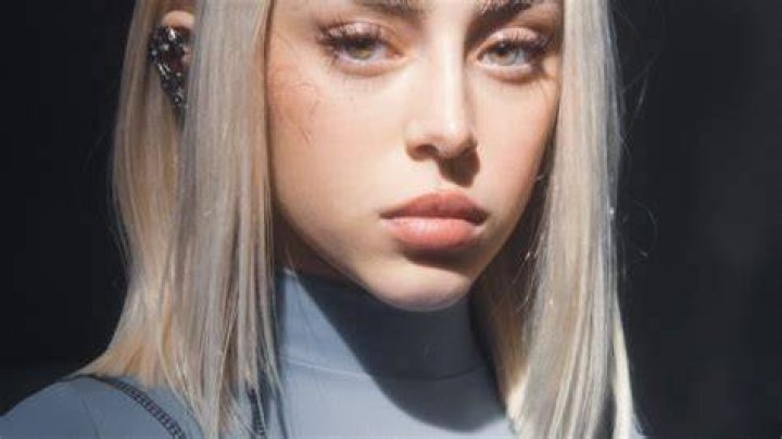 Nicki Nicole nos dej&oacute; Fr&iacute;o T&uacute; en l&iacute;nea