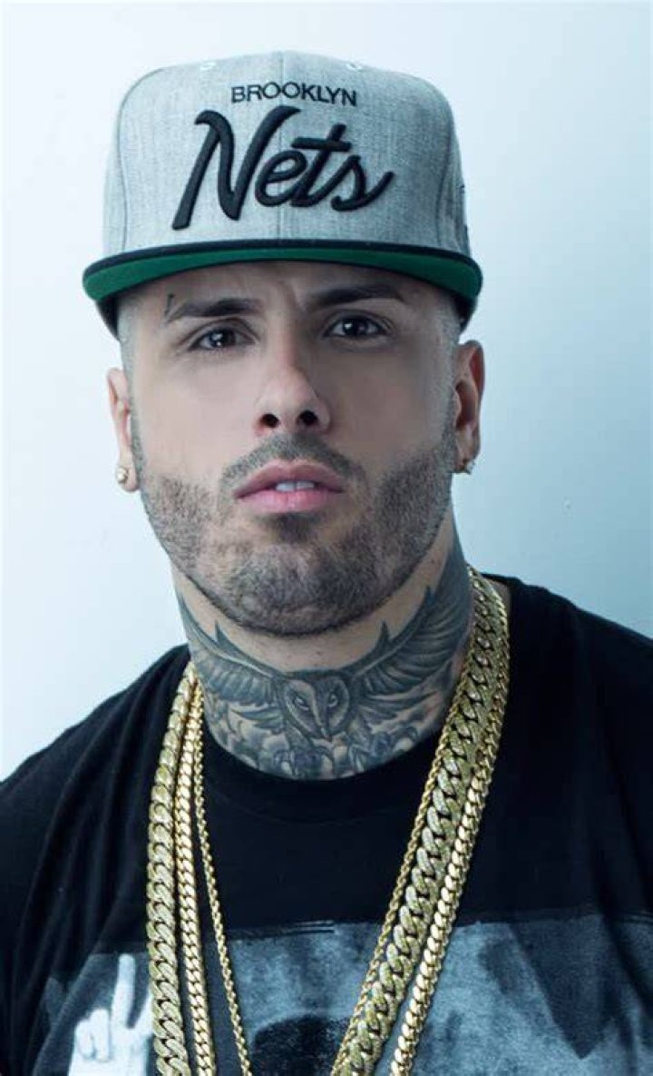 Nicky Jam Height, Weight, Age, Body Statistics Healthy Celeb