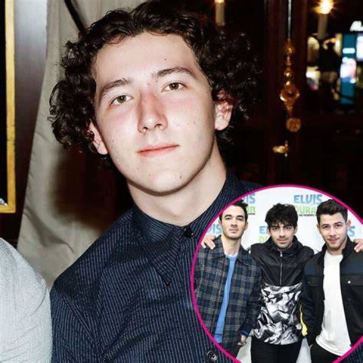 N.J.&rsquo;s Frankie Jonas, aka the &lsquo;Bonus Jonas&rsquo; brother, is taking TikTok