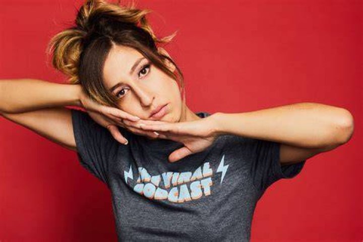 Paige Ginn Wiki, Farting Baby Gender Reveal Video, Age, Husband, Bio