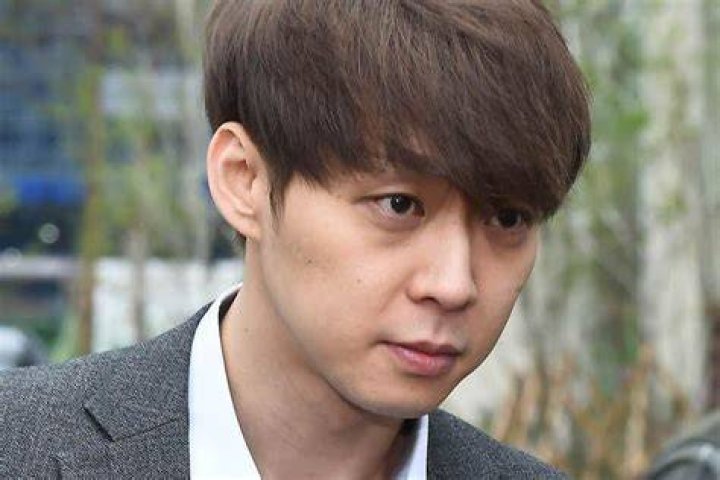 Park Yoochun admits drug use allegations. Park Yoochun admits drug use allegations.