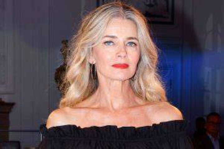 Paulina Porizkova Age, Height, 80s, Diet, Settlement, Wiki