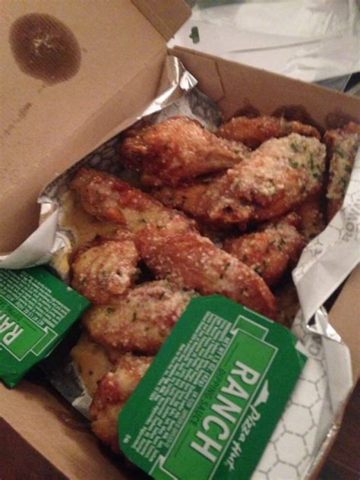 Pizza Hut Garlic Parmesan Wings Explored