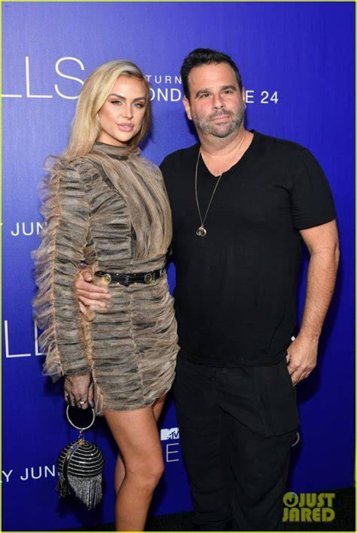 Pregnant Lala Kent&rsquo;s Fiance Randall Emmett Flaunts Weight Loss