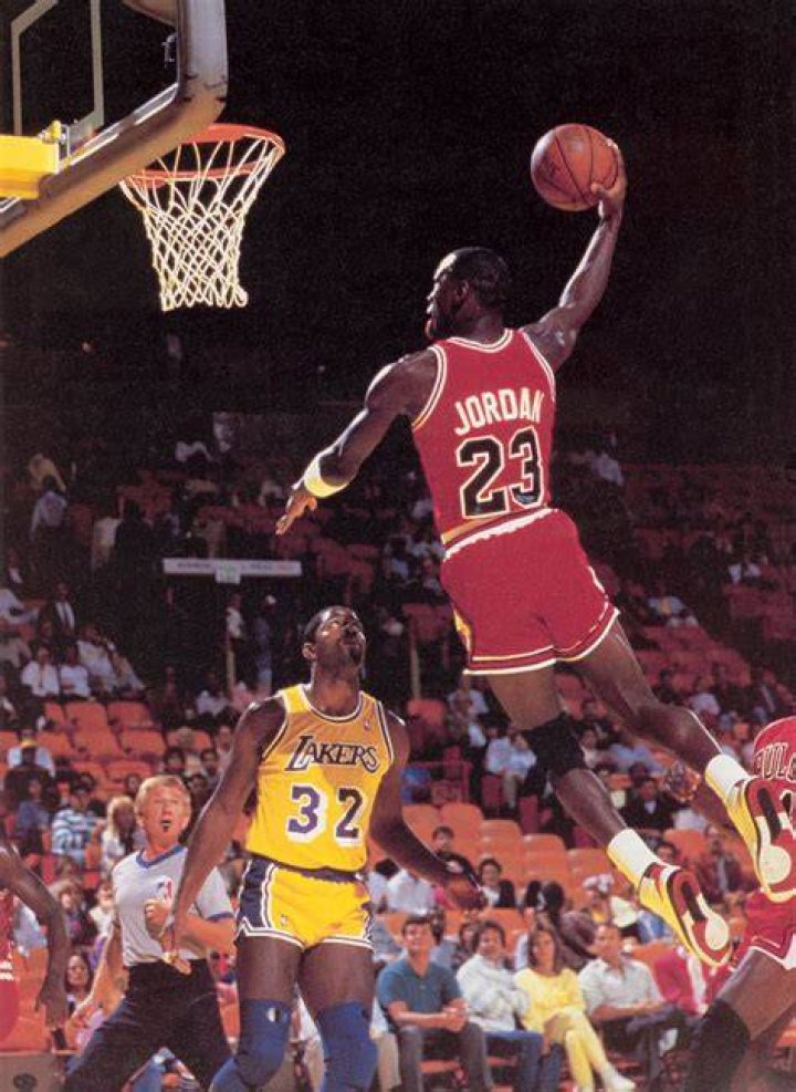 Rare Video Of Michael Jordan's Brother Larry Jordan Balling Out Against